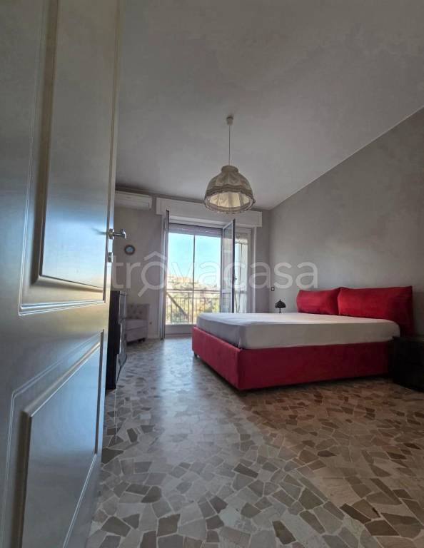 appartamento in vendita a Milano in zona Famagosta