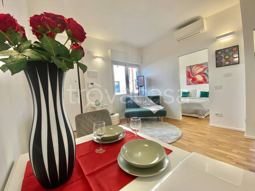 appartamento in vendita a Milano in zona Il Portello