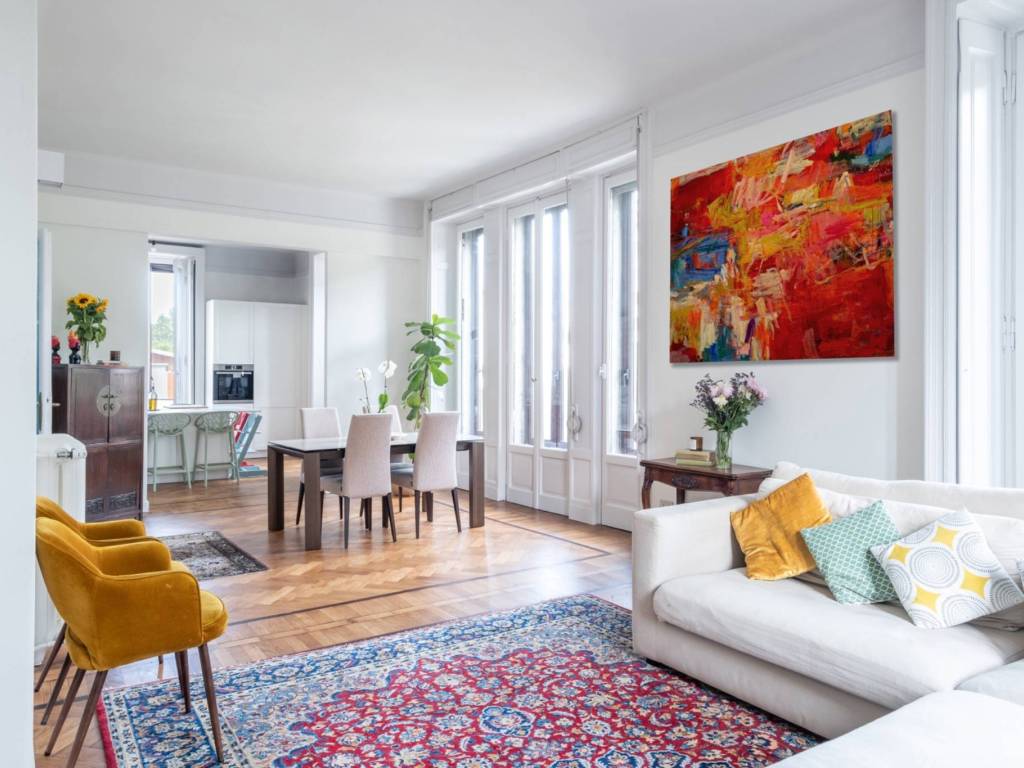 appartamento in vendita a Milano in zona Bocconi