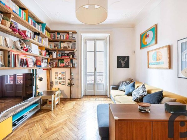 appartamento in vendita a Milano in zona Centro Direzionale