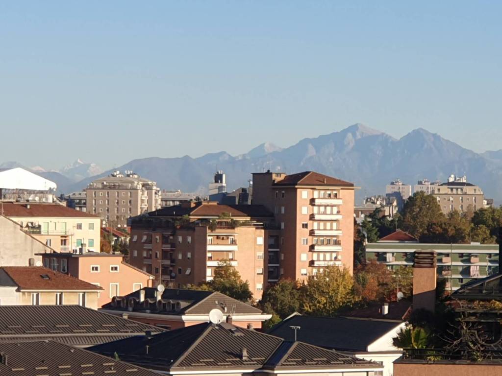 appartamento in vendita a Milano in zona Maggiolina