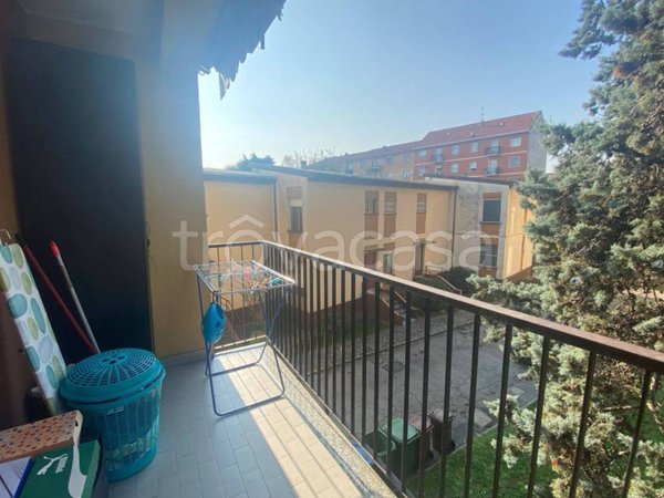 appartamento in vendita a Milano in zona Baggio