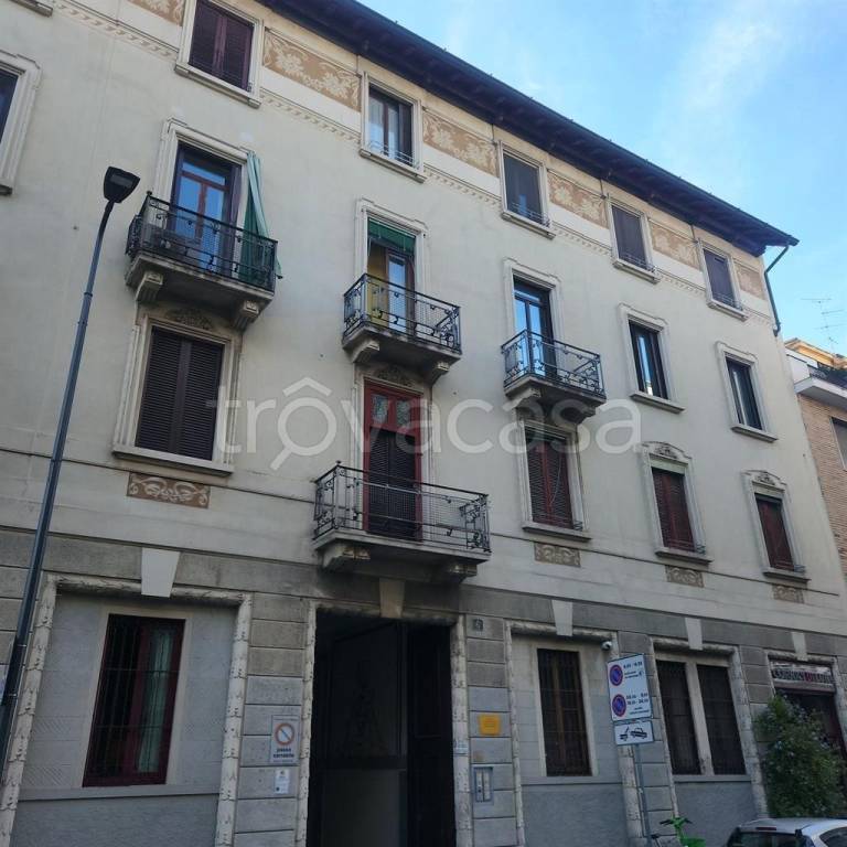 appartamento in vendita a Milano in zona Isola