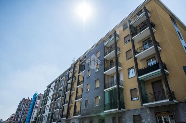 appartamento in vendita a Milano in zona Piazzale Lodi