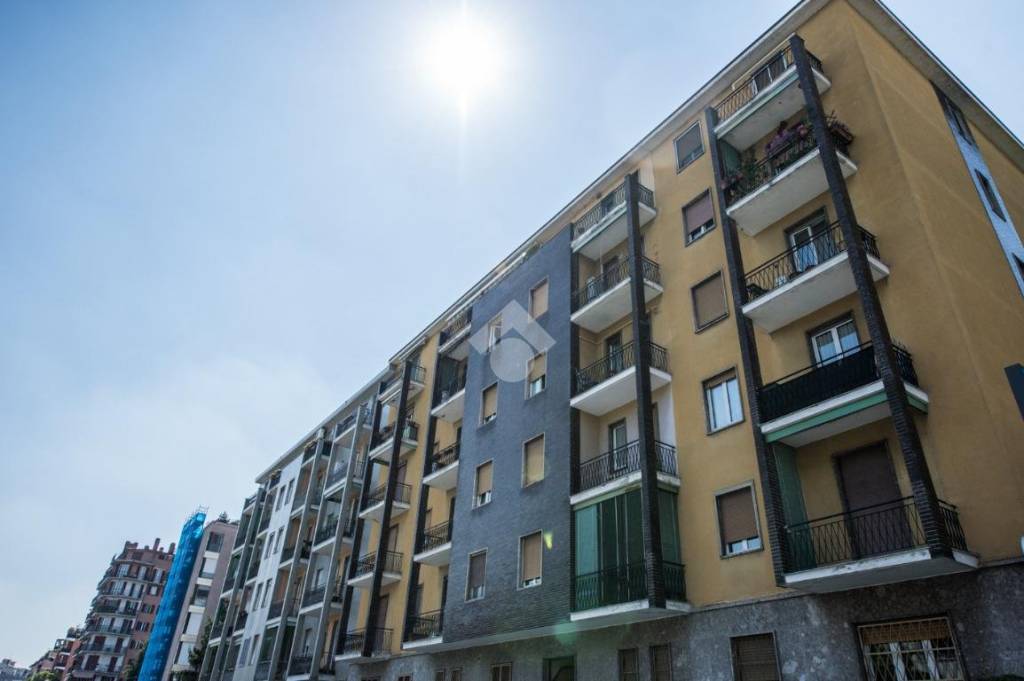 appartamento in vendita a Milano in zona Piazzale Lodi