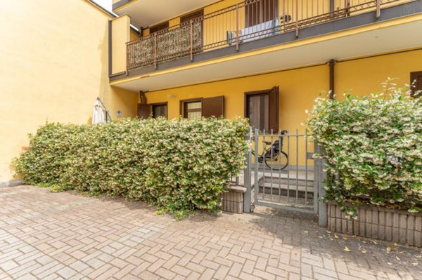 appartamento in vendita a Milano in zona Morivione