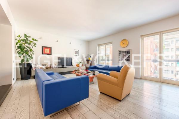 appartamento in vendita a Milano in zona Porta Garibaldi