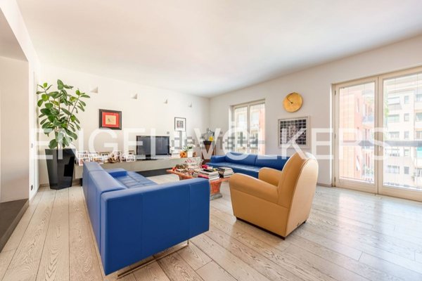 appartamento in vendita a Milano in zona Porta Garibaldi