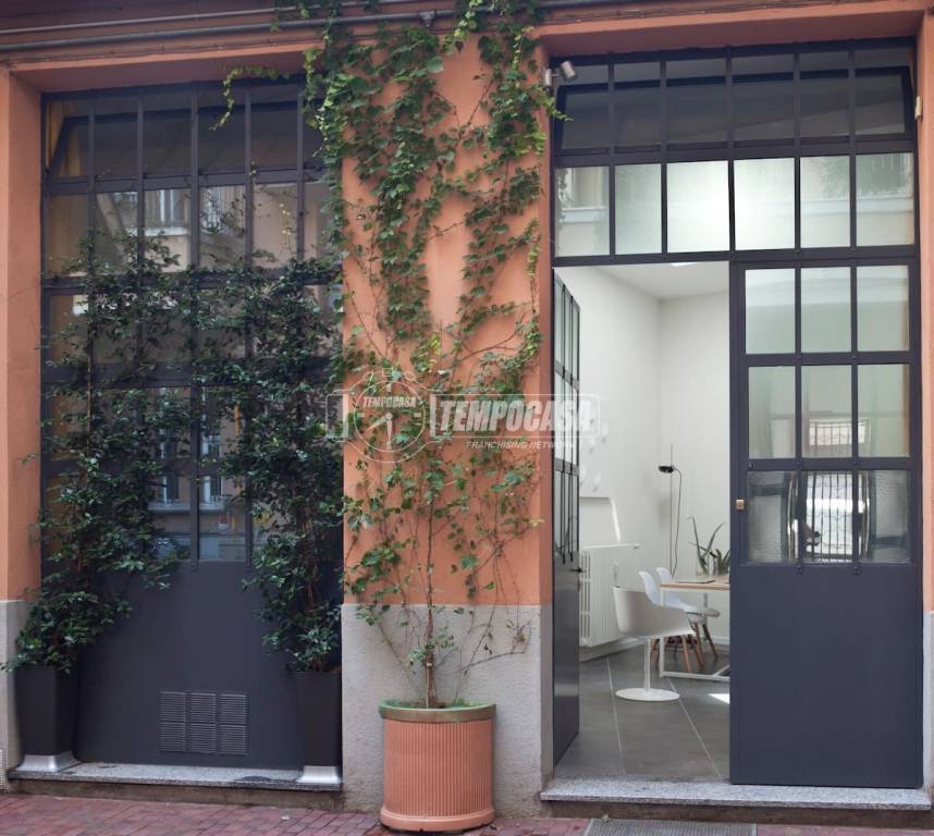 appartamento in vendita a Milano in zona Loreto