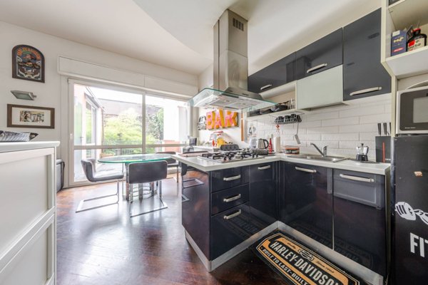 appartamento in vendita a Milano in zona Famagosta