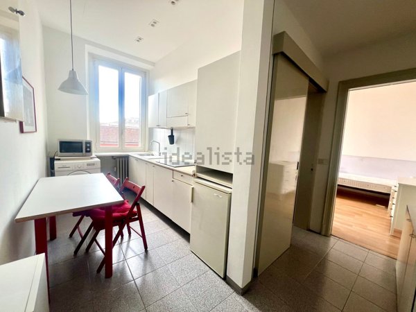 appartamento in vendita a Milano in zona Bocconi