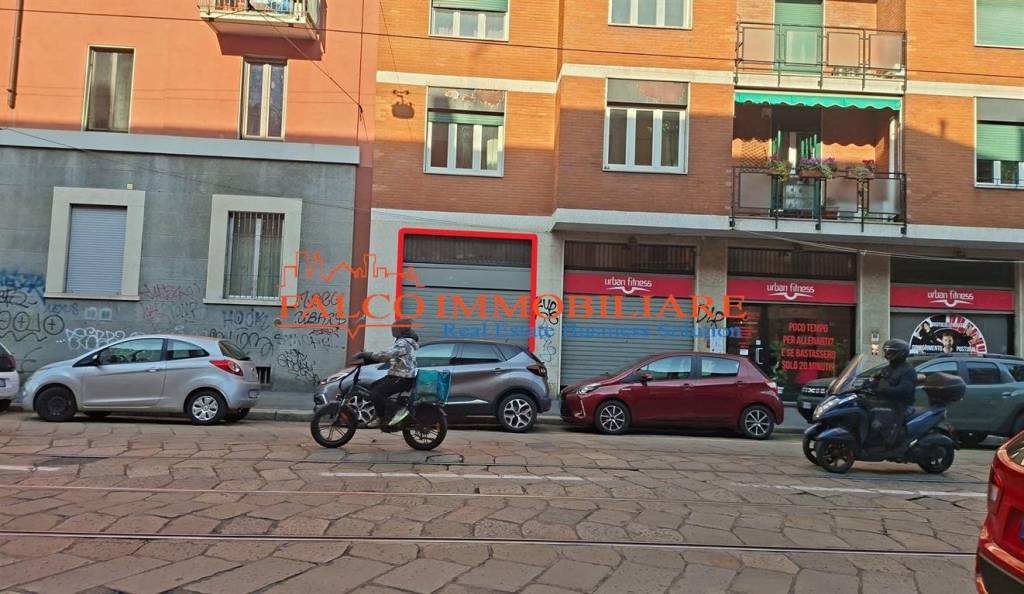 negozio in vendita a Milano in zona San Siro