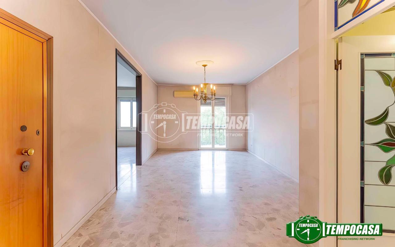 appartamento in vendita a Milano in zona San Siro