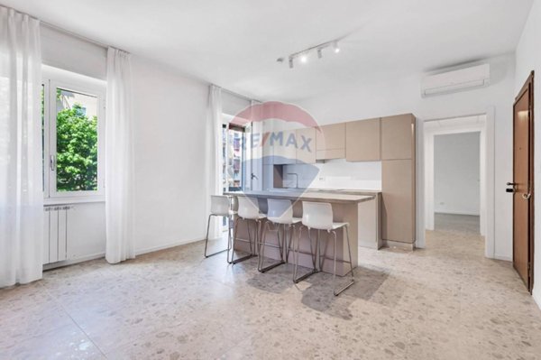 appartamento in vendita a Milano in zona Vigentino