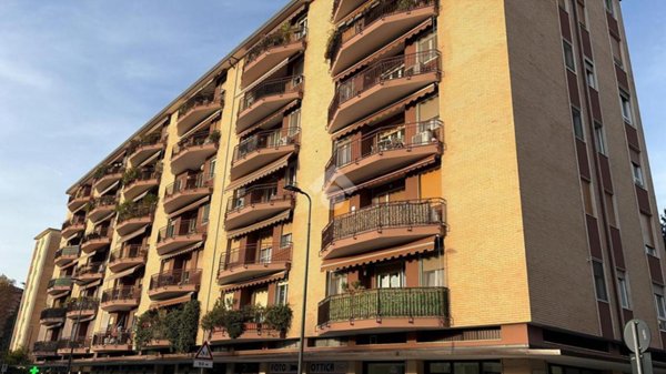 appartamento in vendita a Milano in zona Gallaratese