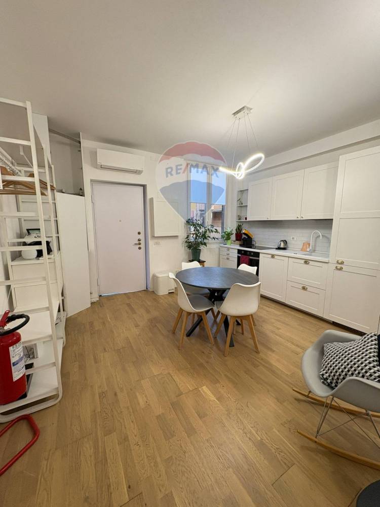 appartamento in vendita a Milano in zona San Cristoforo