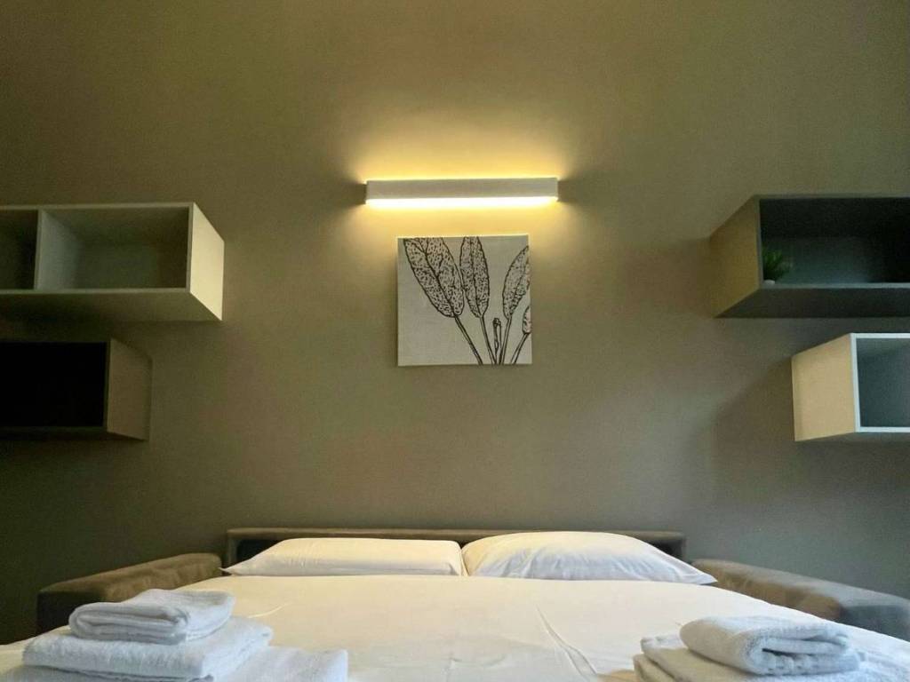 negozio in vendita a Milano in zona Centro Direzionale