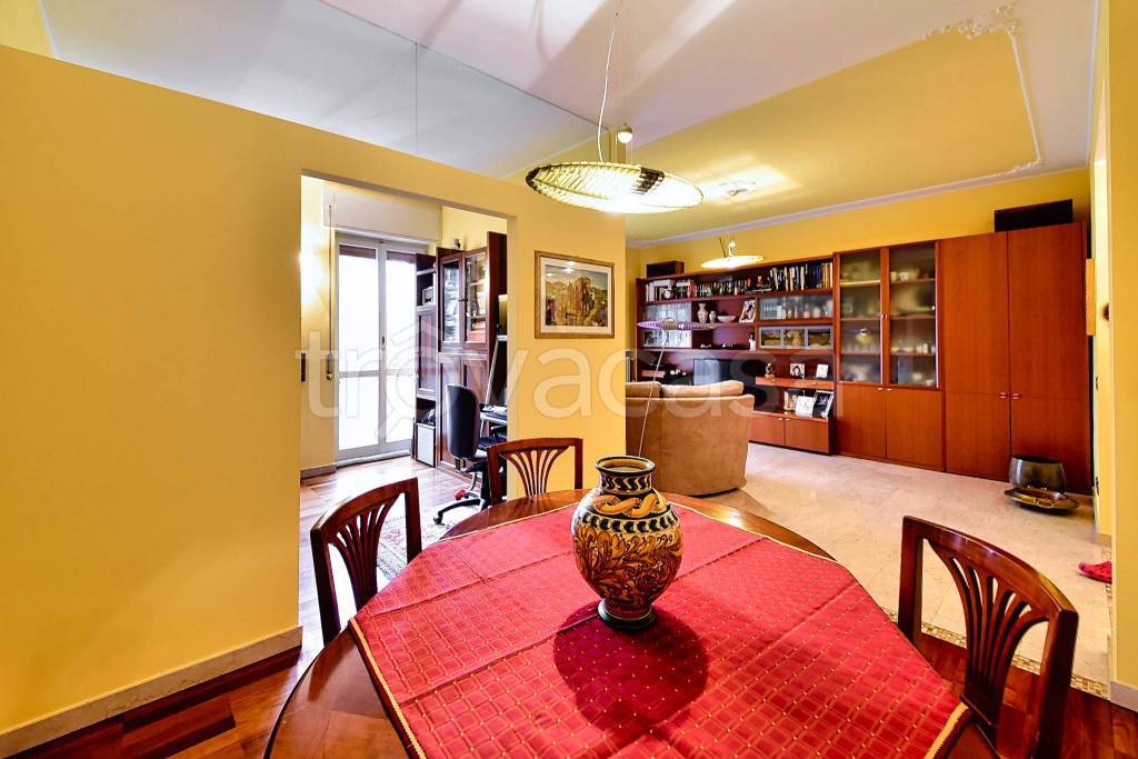 appartamento in vendita a Milano in zona San Siro