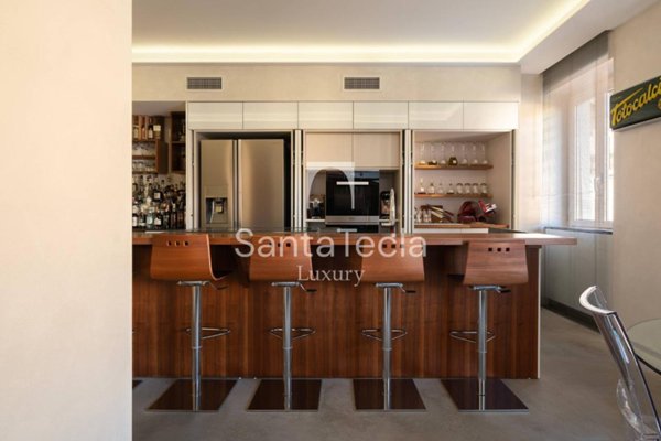 appartamento in vendita a Milano in zona Sempione