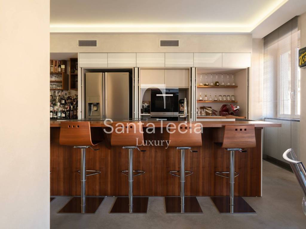 appartamento in vendita a Milano in zona Sempione