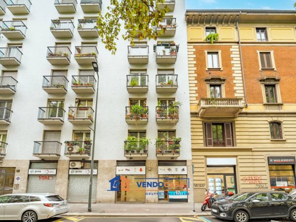 negozio in vendita a Milano in zona Isola