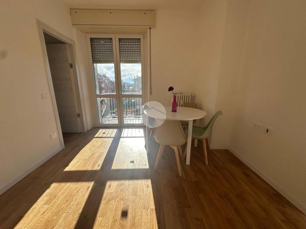 appartamento in vendita a Milano in zona Famagosta