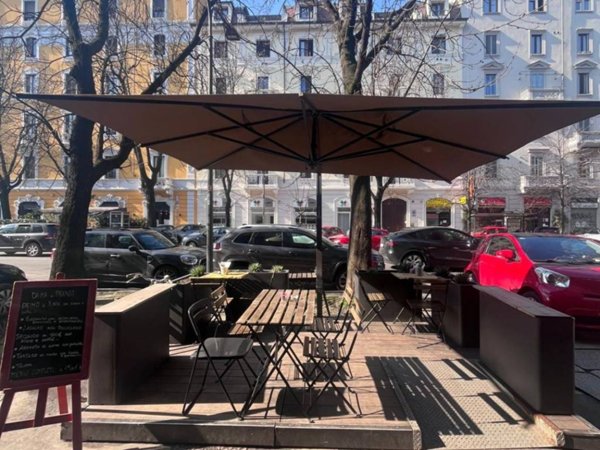 negozio in vendita a Milano in zona Porta Romana