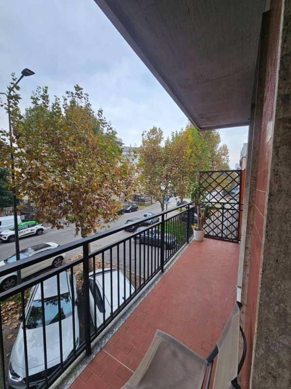 appartamento in vendita a Milano in zona Porta Genova