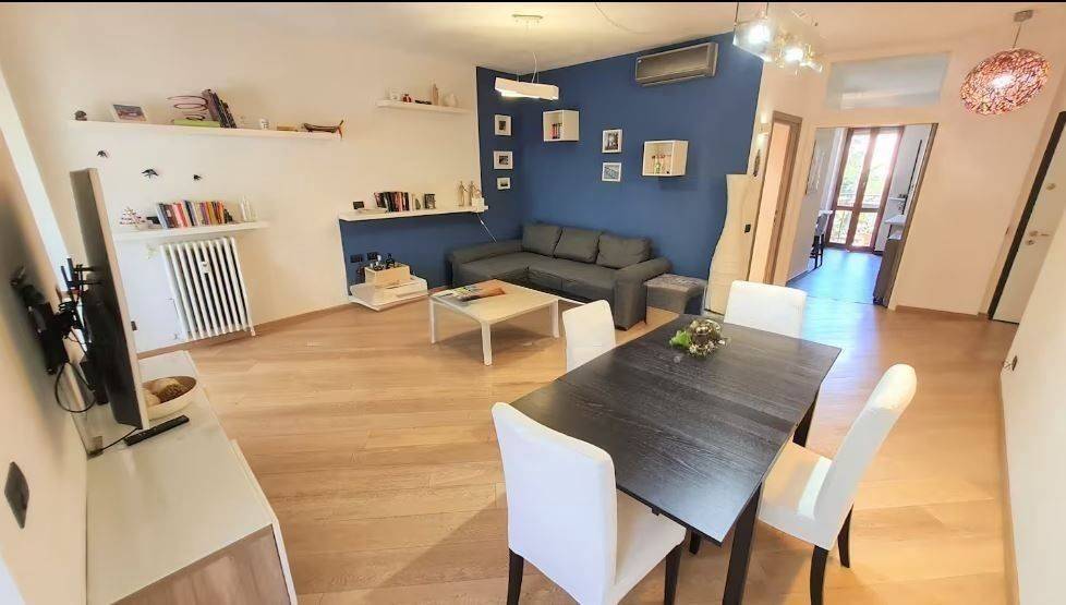 appartamento in vendita a Milano in zona Porta Genova