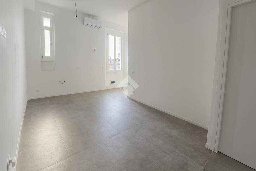 appartamento in vendita a Milano in zona Loreto