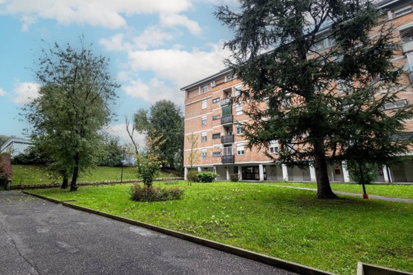 appartamento in vendita a Milano in zona Bocconi