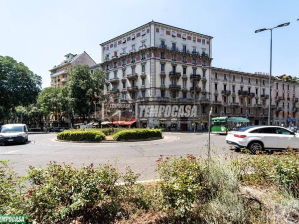 appartamento in vendita a Milano in zona Centro Direzionale