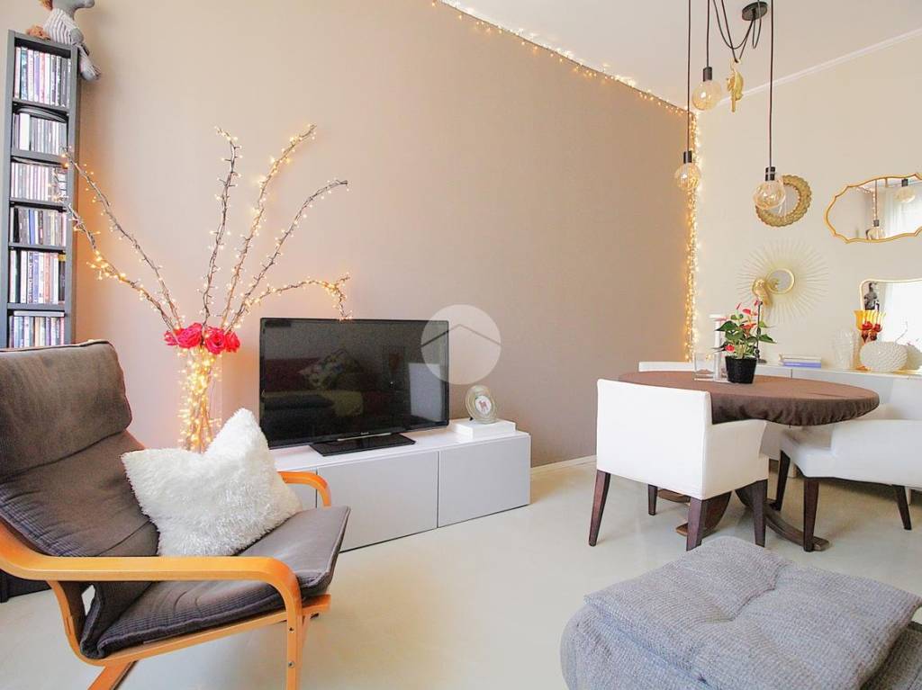 appartamento in vendita a Milano in zona Bovisa