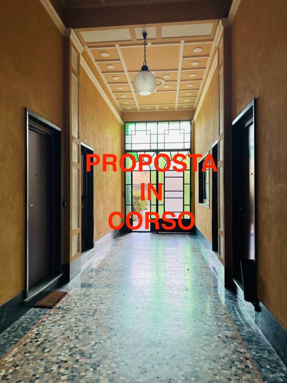 appartamento in vendita a Milano in zona Bocconi