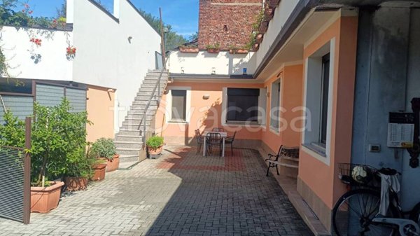 casa indipendente in vendita a Milano in zona Baggio