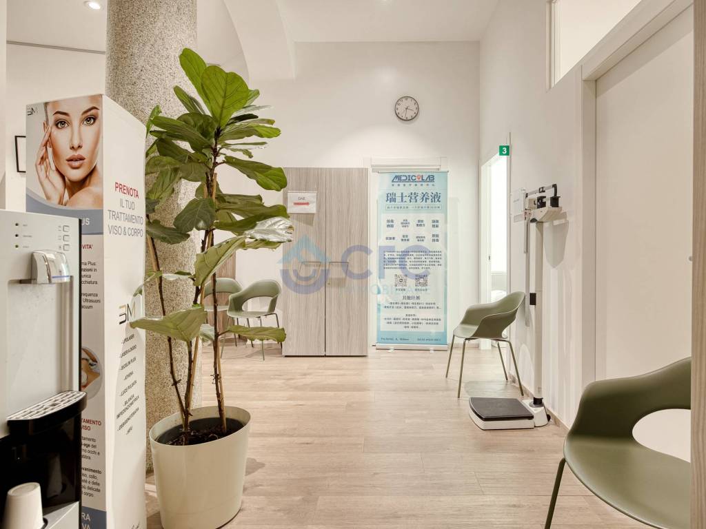 negozio in vendita a Milano in zona Porta Garibaldi