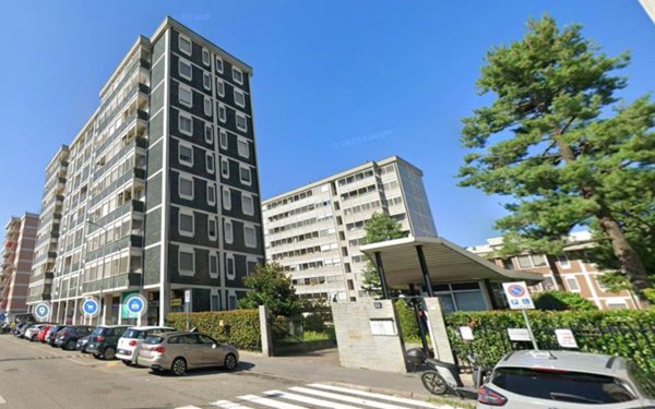 appartamento in vendita a Milano in zona Vigentino