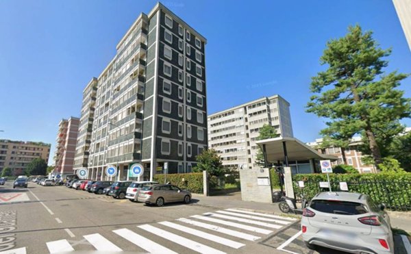 appartamento in vendita a Milano in zona Vigentino