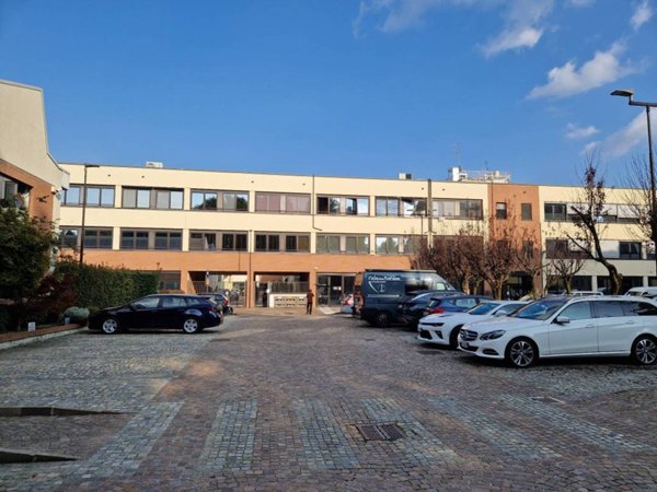 appartamento in vendita a Milano in zona Porta Vittoria