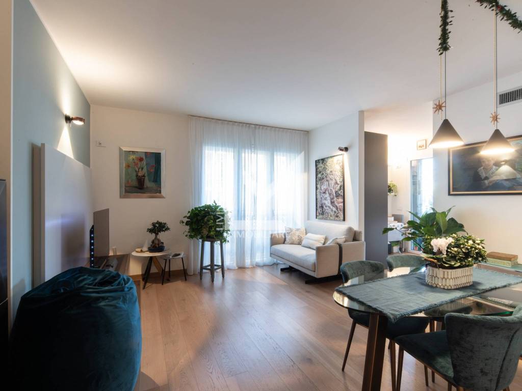 appartamento in vendita a Milano in zona Il Portello