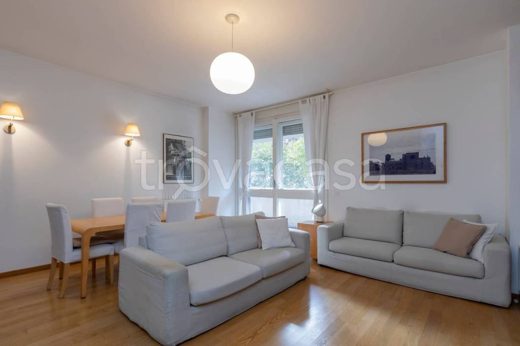 appartamento in vendita a Milano in zona Città Studi