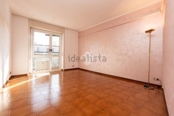 appartamento in vendita a Milano in zona Vigentino