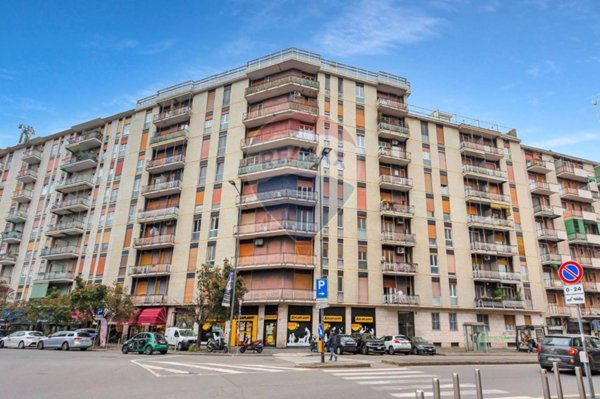appartamento in vendita a Milano in zona Piazzale Lodi