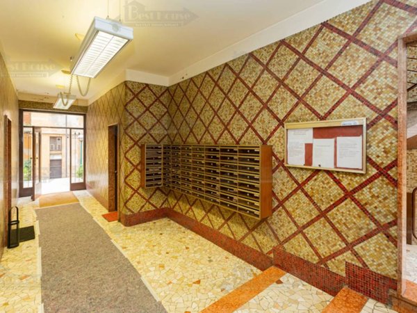 appartamento in vendita a Milano in zona Sempione