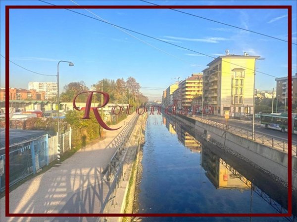 appartamento in vendita a Milano in zona San Cristoforo