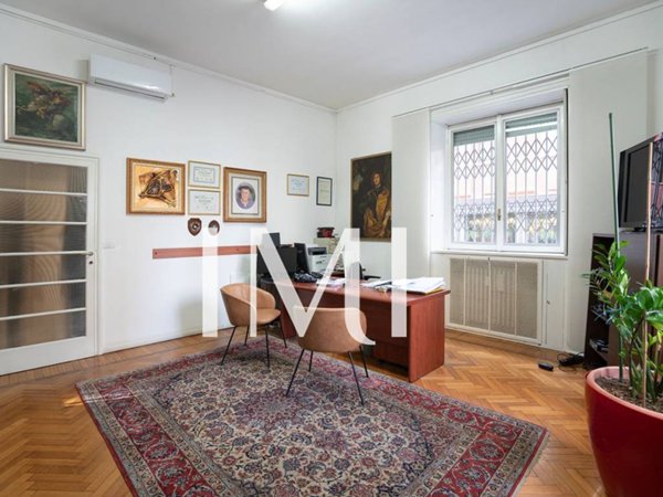 appartamento in vendita a Milano in zona Centro Direzionale