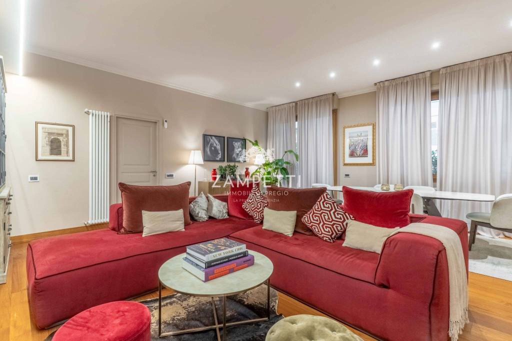 appartamento in vendita a Milano in zona Brera