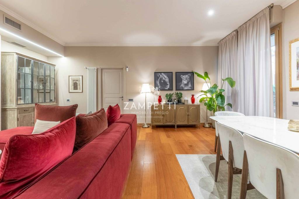 appartamento in vendita a Milano in zona Brera