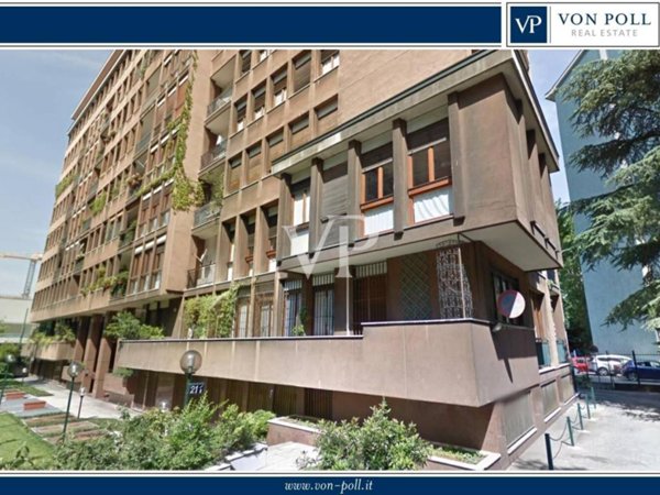 appartamento in vendita a Milano in zona Solari