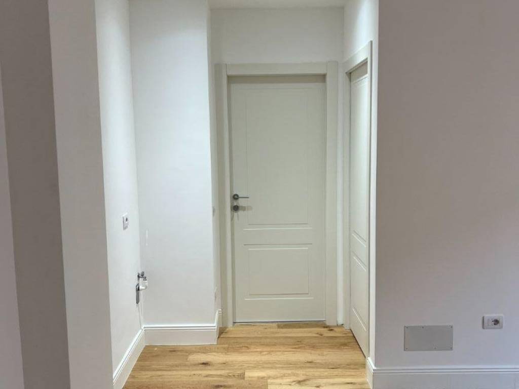 appartamento in vendita a Milano in zona Porta Nuova